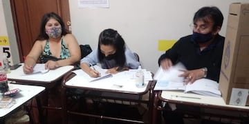 Autoridades de mesa, en las elecciones PASO en Jujuy.