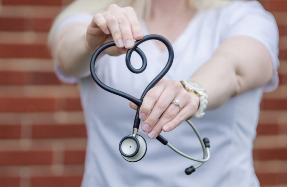 Día Nacional de la Enfermería: Actividades y reconocimiento del Centro de Salud a su personal