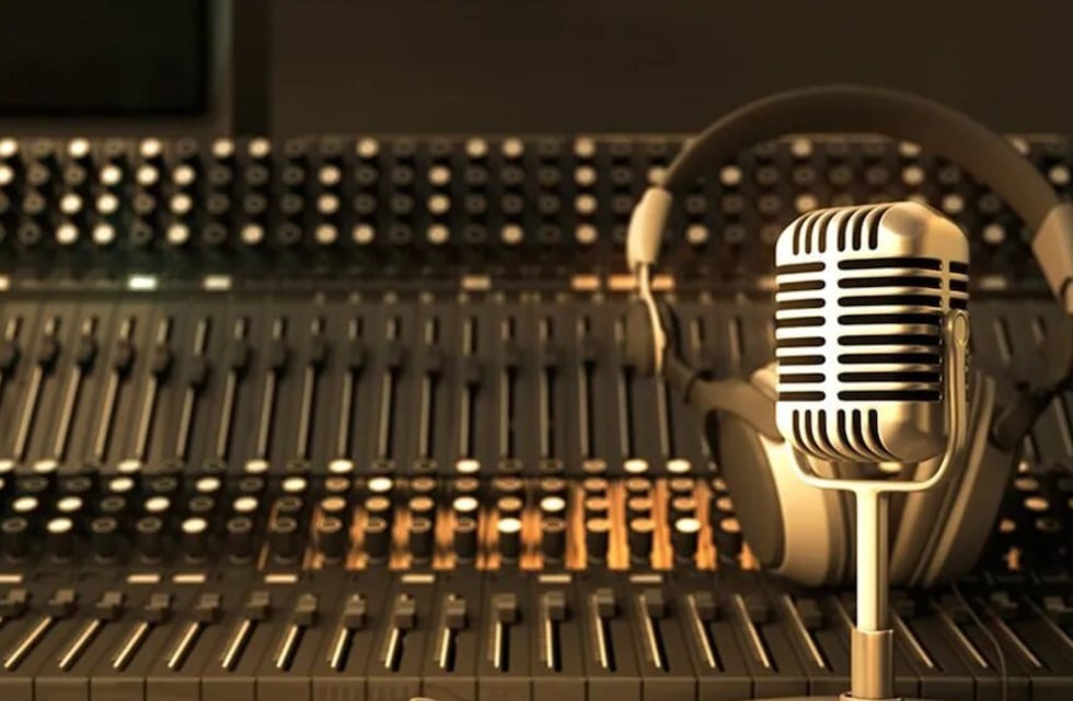 Día de la Radiodifusión en la Argentina: por qué se celebra y quiénes eran los “locos de la azotea”