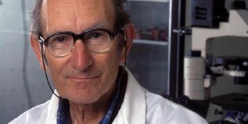 El argentino César Milstein, que ganó el Nobel de Medicina en 1984.