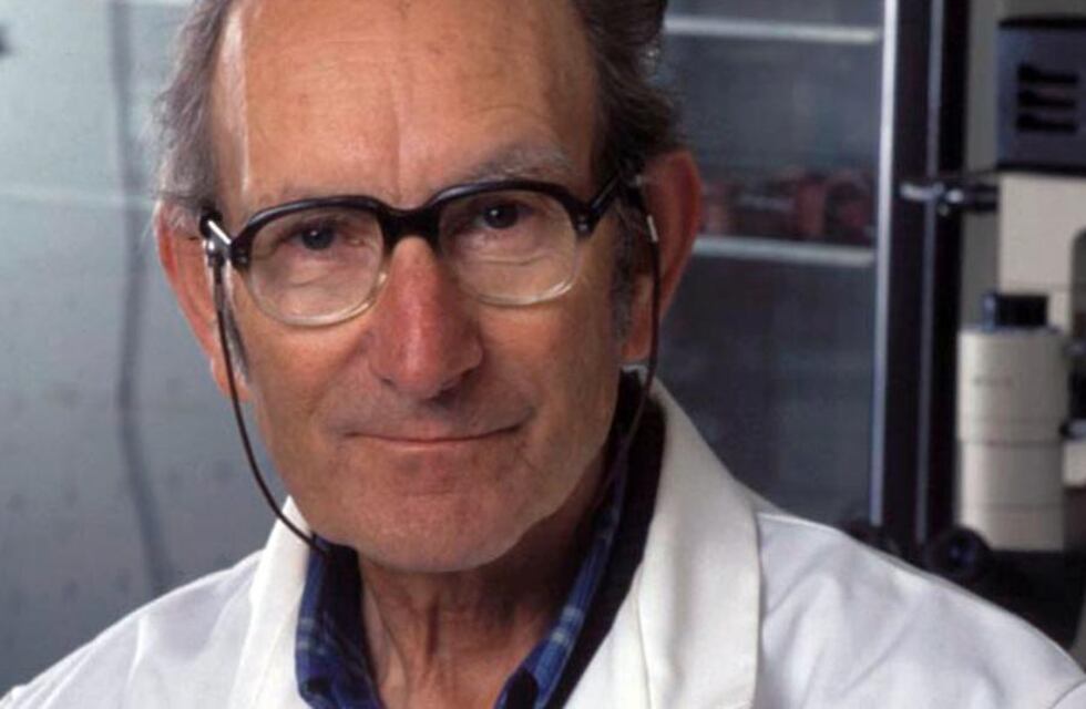 César Milstein: hace 40 años el bahiense recibía su Premio Nobel, hoy estrenan su documental