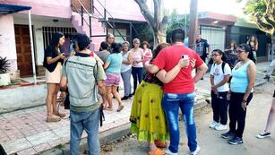 Investigan la muerte de un niño de 13 años encontrado dentro de un freezer.