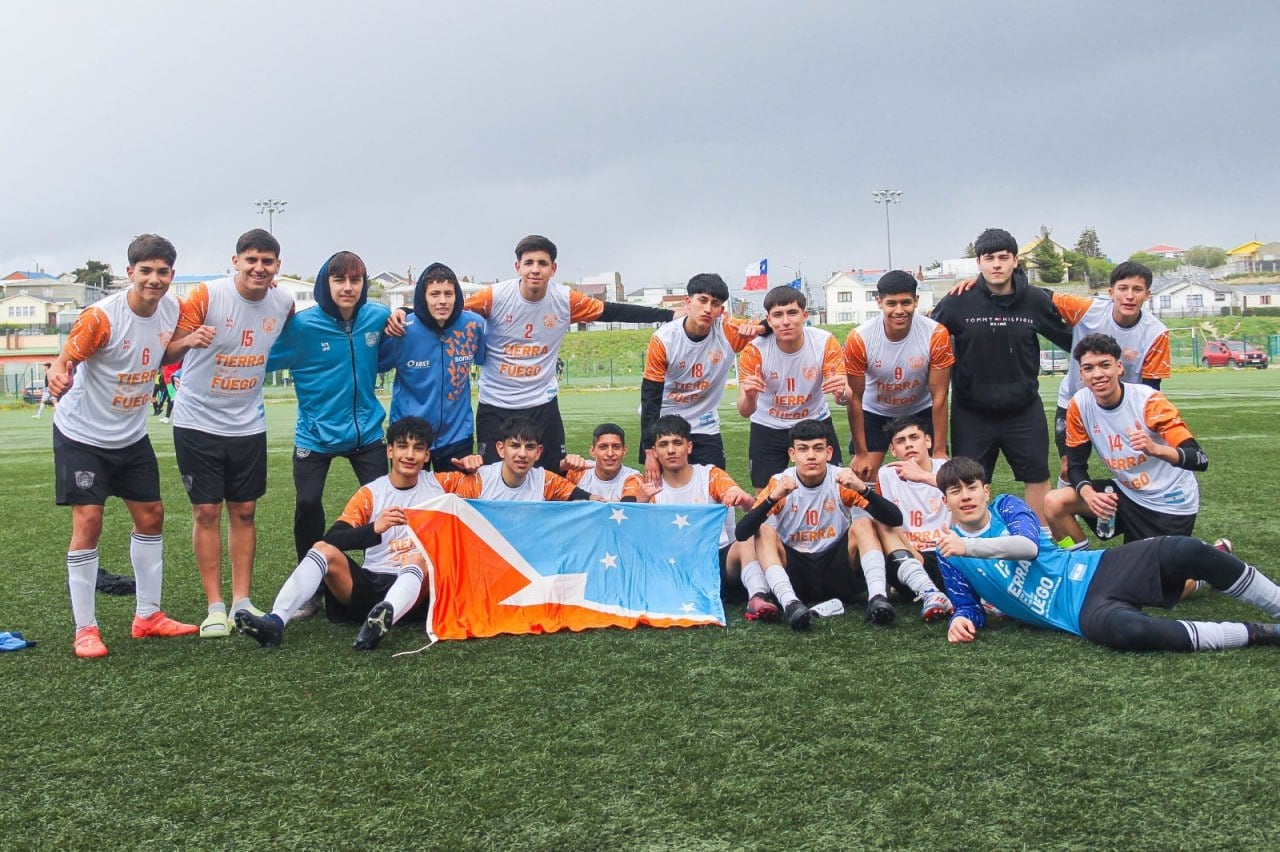 Seleccionados que representarán a Tierra del Fuego en los Juegos Binacionales de la Araucanía.