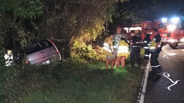 Accidente sobre la Ruta Nacional N°12 en Puerto Iguazú.