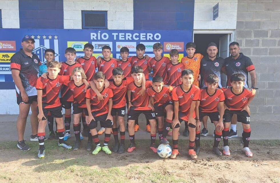 Debut con triunfo de las selecciones Sub 13 y Sub 15 de la Liga Regional con futbolistas de Arroyito