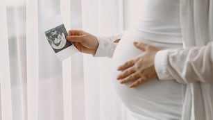 La maternidad en Argentina: menos hijos y a edades más tardías.