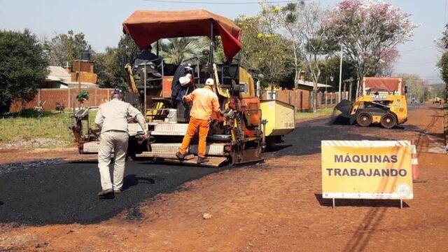 Inicio de obras viales en Ruiz de Montoya.