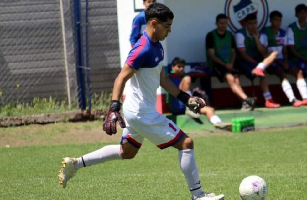 Rosario hace su estreno en el Promocional, debuta un arquero de 17 años