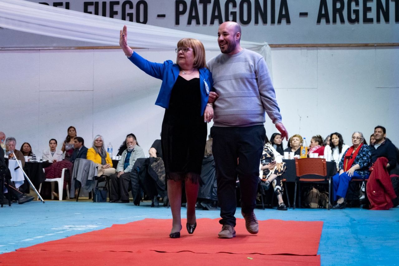 La Municipalidad de Ushuaia festejo con los jubilados de la ciudad su día.