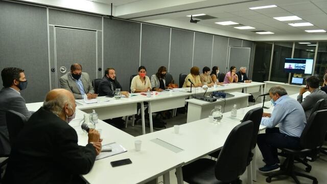 Bicameral de Seguimiento y Control.