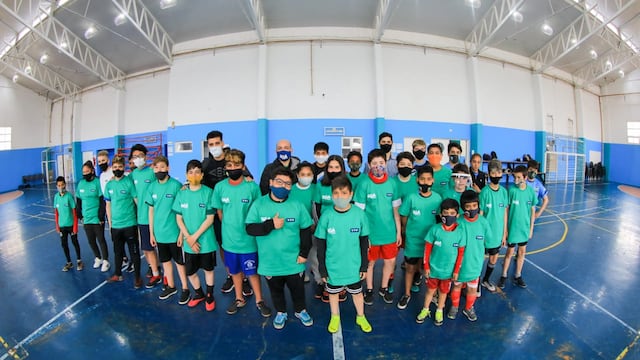 La capacitación fue organizada por el Municipio de Río Grande y la Liga Oficial de Fútbol de Río Grande, contó con la presencia del riograndense Pablo Vidal, jugador del Club Boca Juniors.