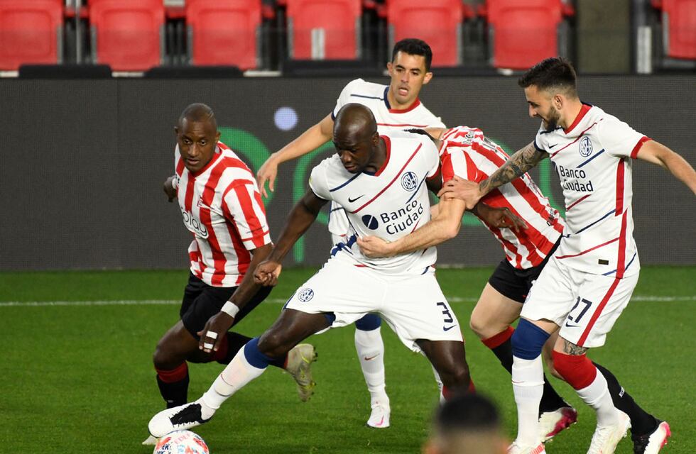 Liga Profesional: Estudiantes le ganó 2-0 a San Lorenzo y se sumó al lote de los punteros