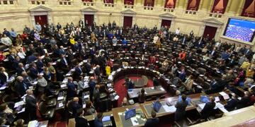 En medio de la protesta, el kirchnerismo falló en avanzar con una prórroga de la moratoria previsional