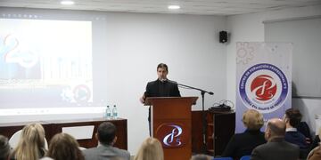Leonardo Viotti en la celebración de los 25 años del Centro de Formación Profesional N° 5