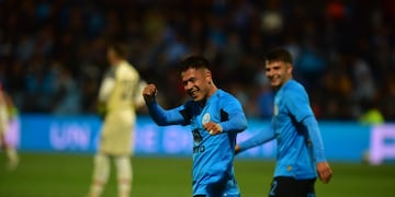 Uvita Fernández marcó el 1-0 de Belgrano ante Estudiantes en Alberdi. No alcanzó para lo que era un triunfo valioso.