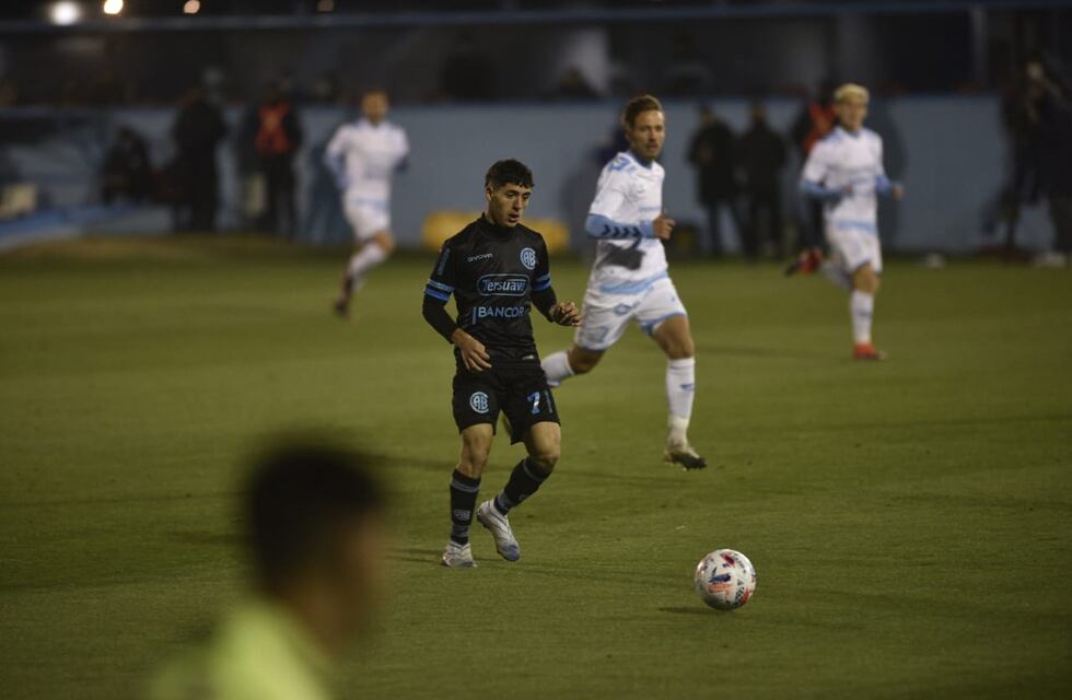 Ulises Sánchez renovó hasta 2023 con Belgrano