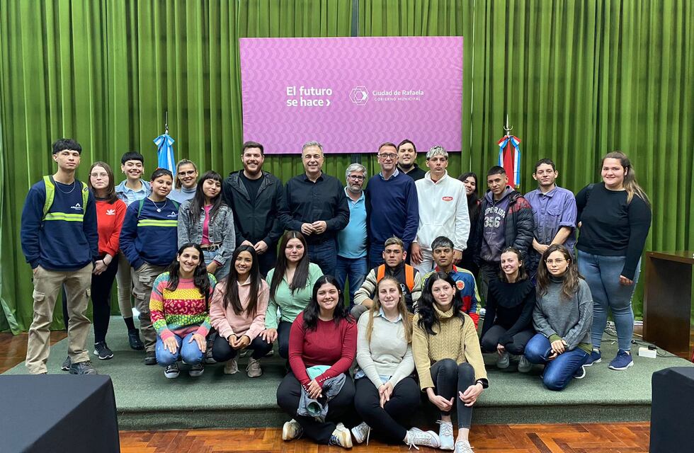 Hay 26 jóvenes que se sumarán a empresas rafaelinas