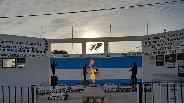 Vigilia por la Gesta de Malvinas en Punta Alta.