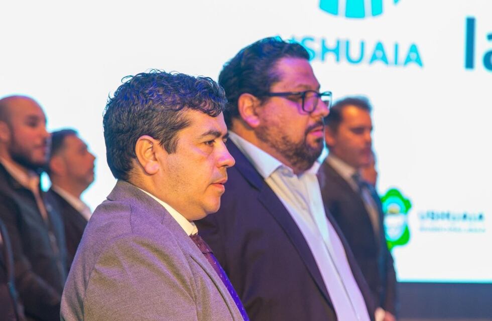 “Reforzar y renovar el compromiso con nuestros vecinos y nuestros trabajadores”