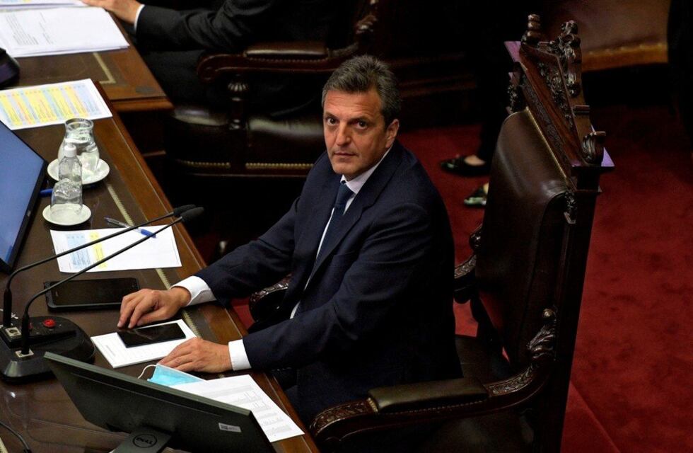 Impuesto a las ganancias: Sergio Massa apura el trámite, y el lunes es la primera reunión informativa