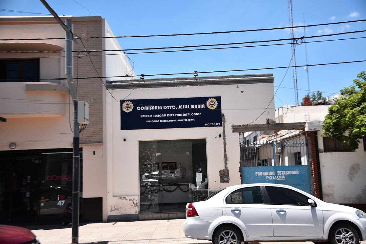 Córdoba: un policía intentó robar un auto en Jesús María y terminó preso