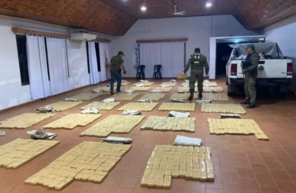 Secuestran contrabando de marihuana en Puerto Piray