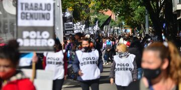 Los movimientos sociales exigen un paro nacional a la CGT y CTA (Pedro Castillo/ La Voz)