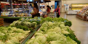 La lechuga fue uno de los alimentos que mayores subas tuvo en el mes de noviembre.