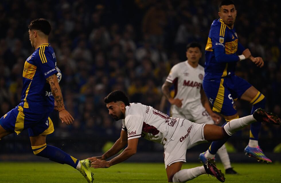 Boca venció a Lanús en definición por penales y pasó a los cuartos de final
