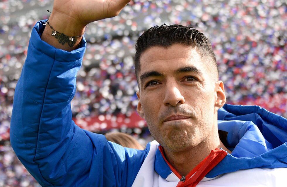 Luis Suárez llegó el domingo y podría hacer su debut con Nacional este martes