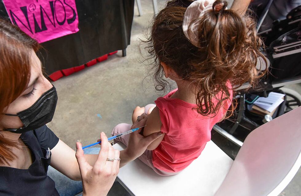 Las cuatro razones para vacunar a los niños, niñas y adolescentes que difundió la SAP