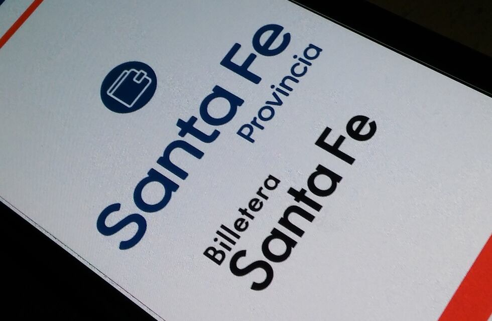 Billetera Santa Fe suma descuentos en perfumería para promoción de Día del Padre