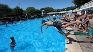 Ya se puede disfrutar de las piletas municipales en Córdoba.