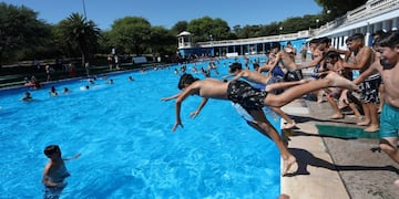 Ya se puede disfrutar de las piletas municipales en Córdoba.