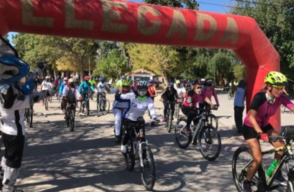 Realizaron una campaña para concientizar sobre el respeto al ciclista en Salta