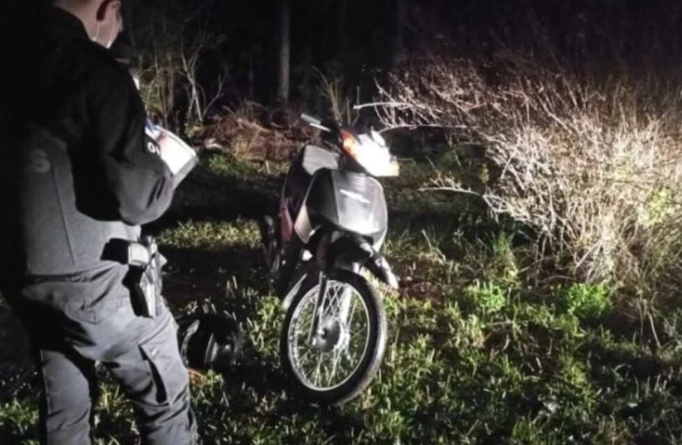 Recuperan motocicleta robada en Mártires