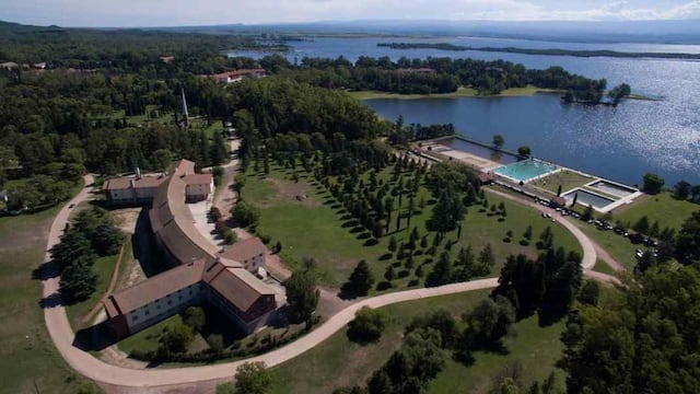 Turismo Social. Más de 700 hectáreas con diferentes prestaciones de la Unidad Turística Embalse. (La Voz)