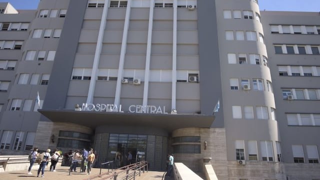 Profesionales de la salud harán un paro de 72 hs para reclamar mejoras salariales