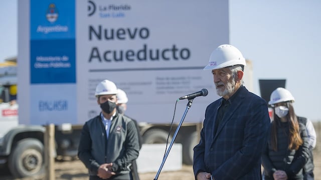 El Gobernador Alberto Rodríguez Saá dio el comienzo de la obra de construcción del acueducto La Florida II. Gentileza ANSL