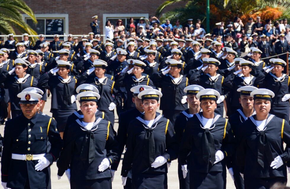 Puerto Belgrano: en la ESSA se realiza la ceremonia de la Promoción 127