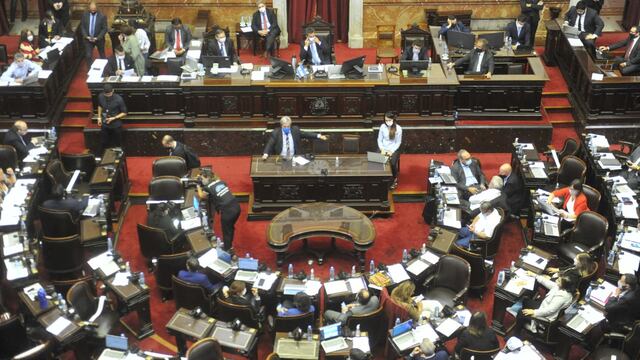 La media sanción se dio cerca de las 8 de la mañana de este domingo.