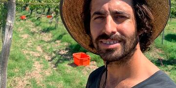 Lucas Niven (38), productor mendocino de vid afectado por las heladas tardías . Toda su vida se dedicó a la vitivinicultura.