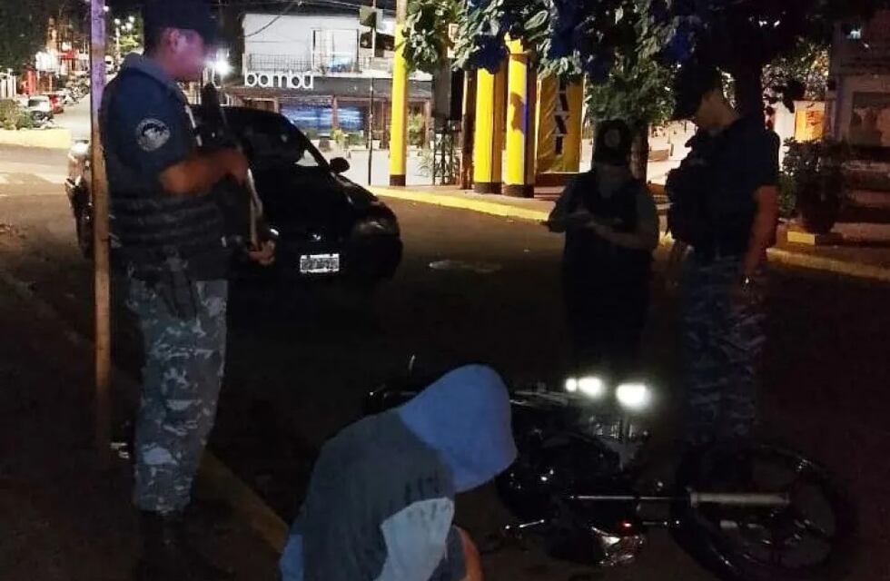 Detienen a un motociclista con drogas tras una persecución en  Puerto Iguazú
