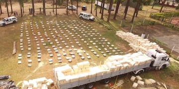 Secuestran marihuana en Montecarlo.