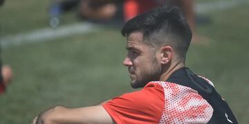 Roberto Bochi, volante de Instituto, y el hostigamiento en las redes sociales (Archivo La Voz).