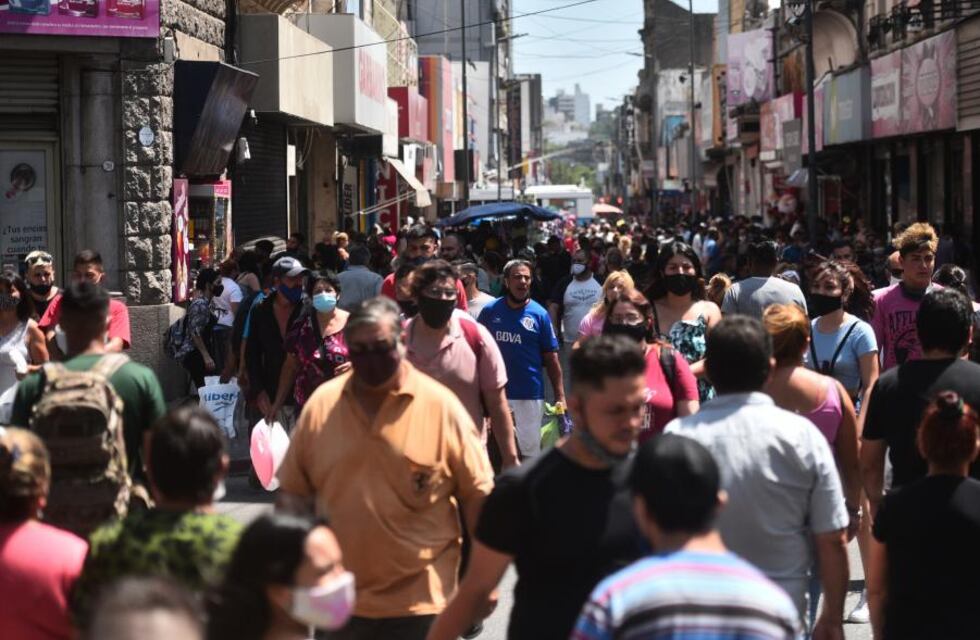 El Centro de Córdoba, “explotado” de gente por las compras navideñas