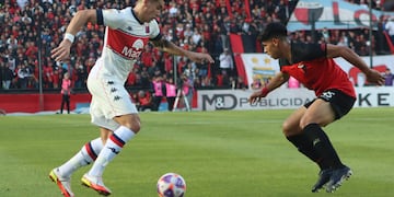 El duelo fue por la decimoquinta fecha del torneo local.