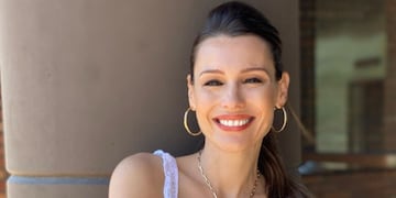 Con el mar de fondo, Pampita deslumbró con una microbikini negra en las playas de Miami
