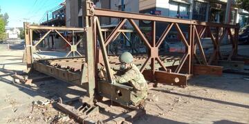 Desmontaron el puente Bailey.