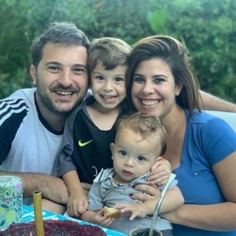 Diego Brancatelli junto a su familia.